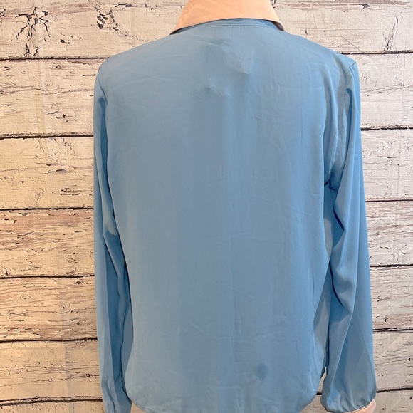 FOREVER 21 Button Down Shirt Long Sleeve Blue with Pink Trim-Medium - Picture 3 of 3